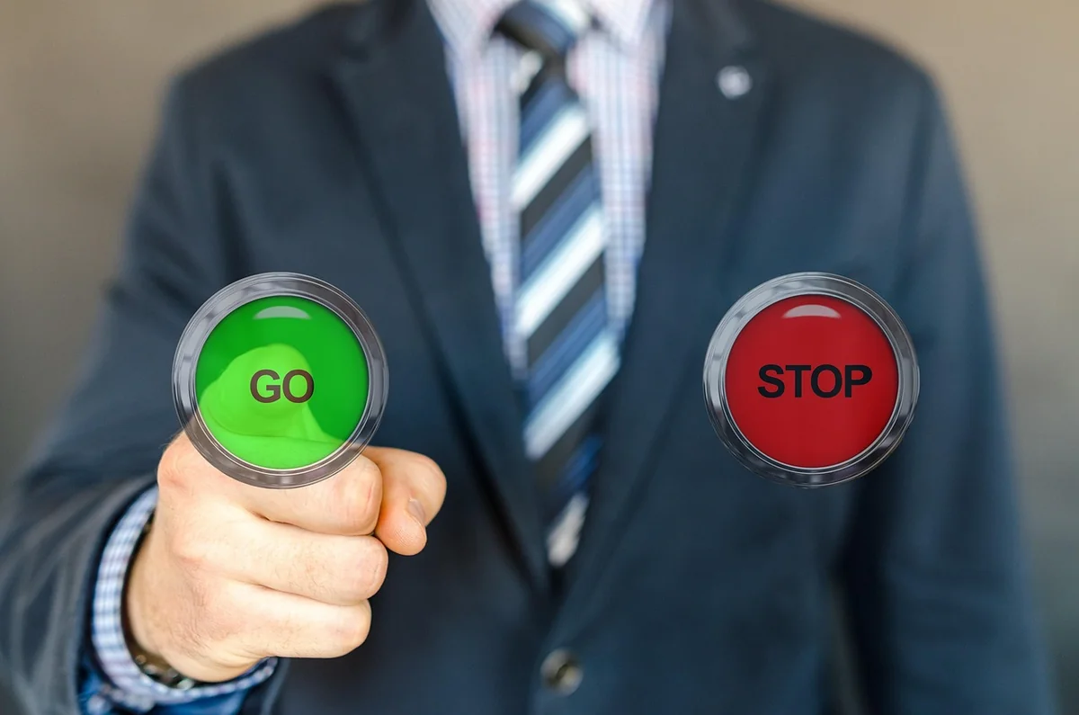 Comment choisir un outil CRM adapté à une petite entreprise en 2026 ?